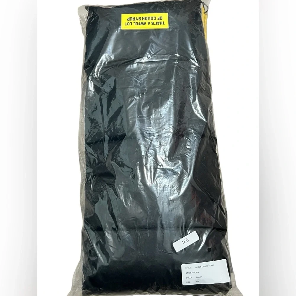 That's A Awful Lot‎ Of Cough Syrup Puffer Scarf Unisex Black NWT